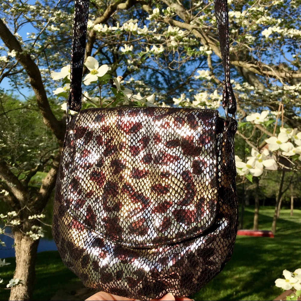 ✨Spring Trend Animal Print Metallic Cheetah Purse✨